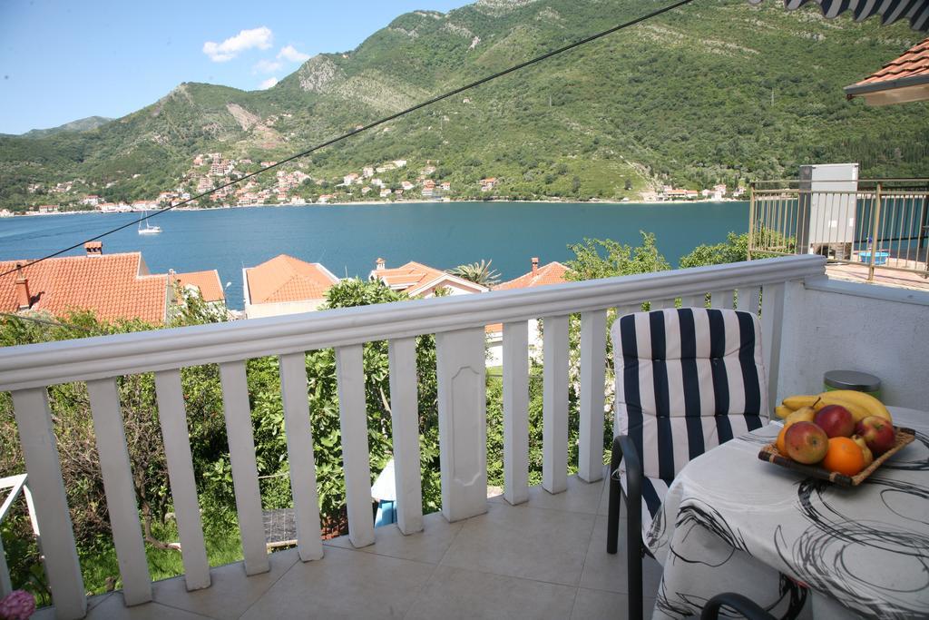 Apartments Oasis Tivat Eksteriør bilde